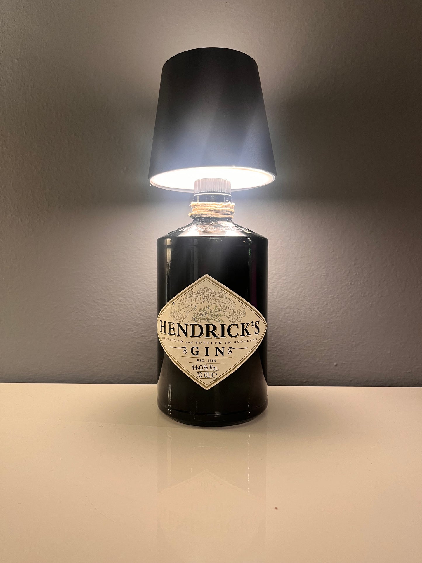 Lampada Hendrick's Gin