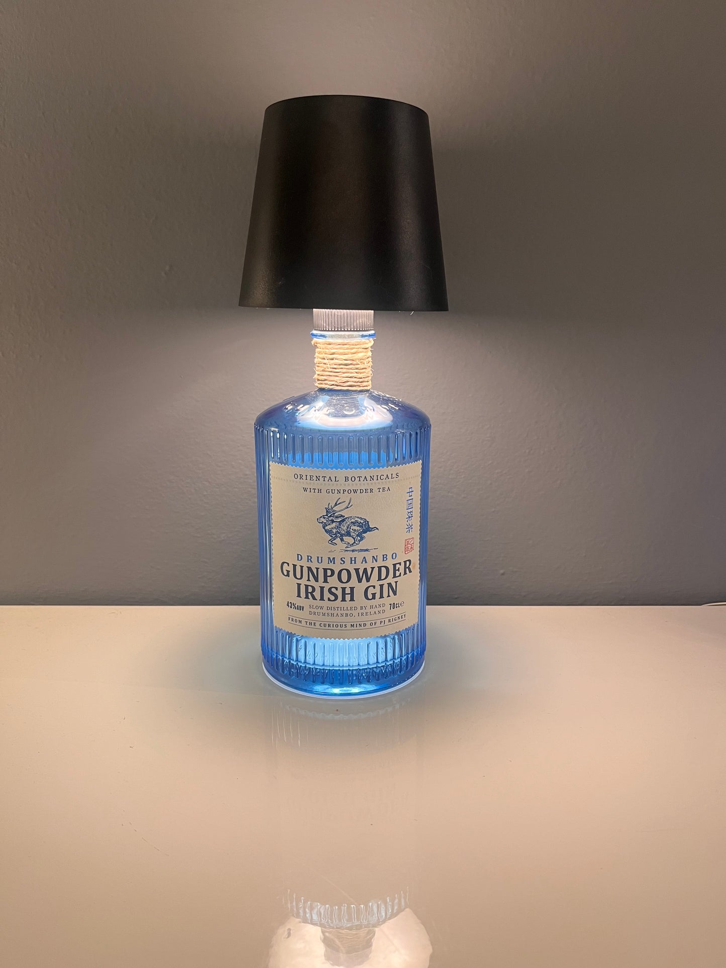 Lampada Gunpowder Irish Gin